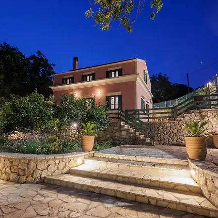 Villa Oros *